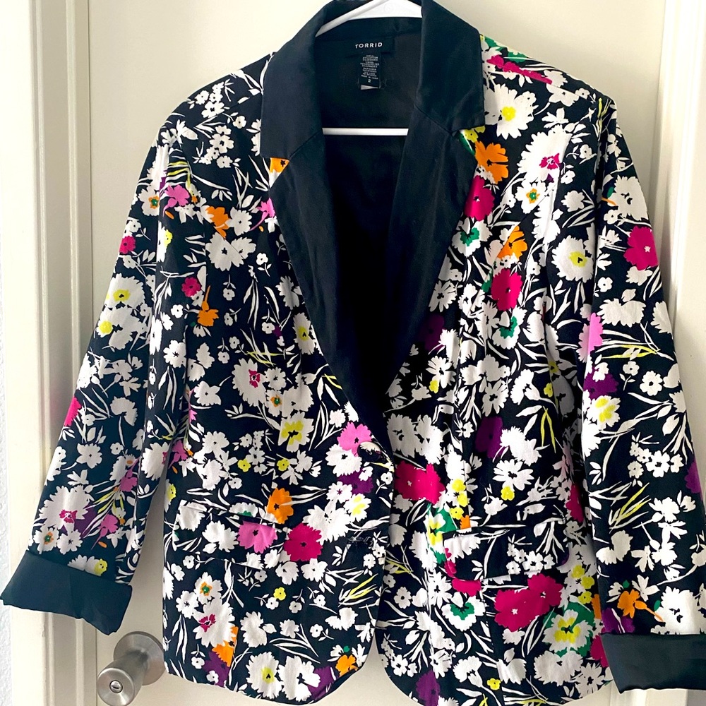 Torrid floral blazer